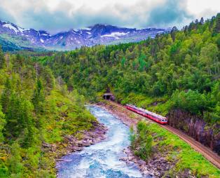 10 συναρπαστικά ταξίδια που μπορείς να κάνεις με τρένο