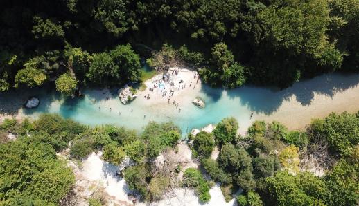 Τα ποτάμια και οι λίμνες στην Ελλάδα για κολύμπι και δροσιά