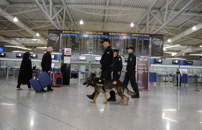 Πάνω από 1.100 αστυνομικοί σε αεροδρόμια και πύλες εισόδου - «Η Ελλάδα απολύτως ασφαλής προορισμός»