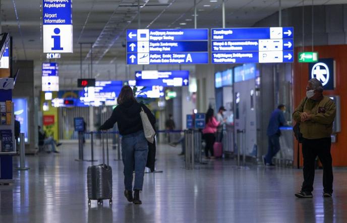 «Εκτόξευση» επιβατών στα ελληνικά αεροδρόμια - Αύξηση 53,3% τον Φεβρουάριο σε σχέση με το 2022
