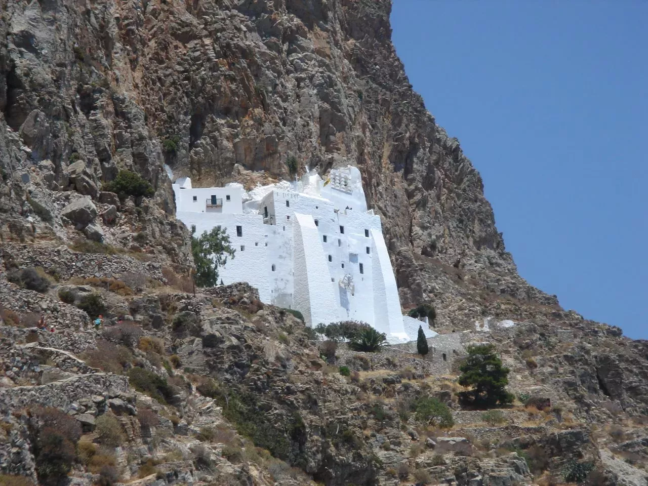 7. Μοναστήρι Παναγίας Χοζοβιώτισας, Αμοργός