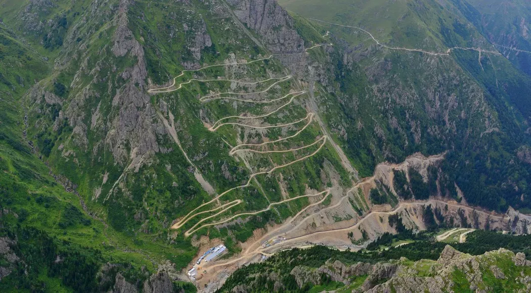 Bayburt D915 Highway, Τουρκία