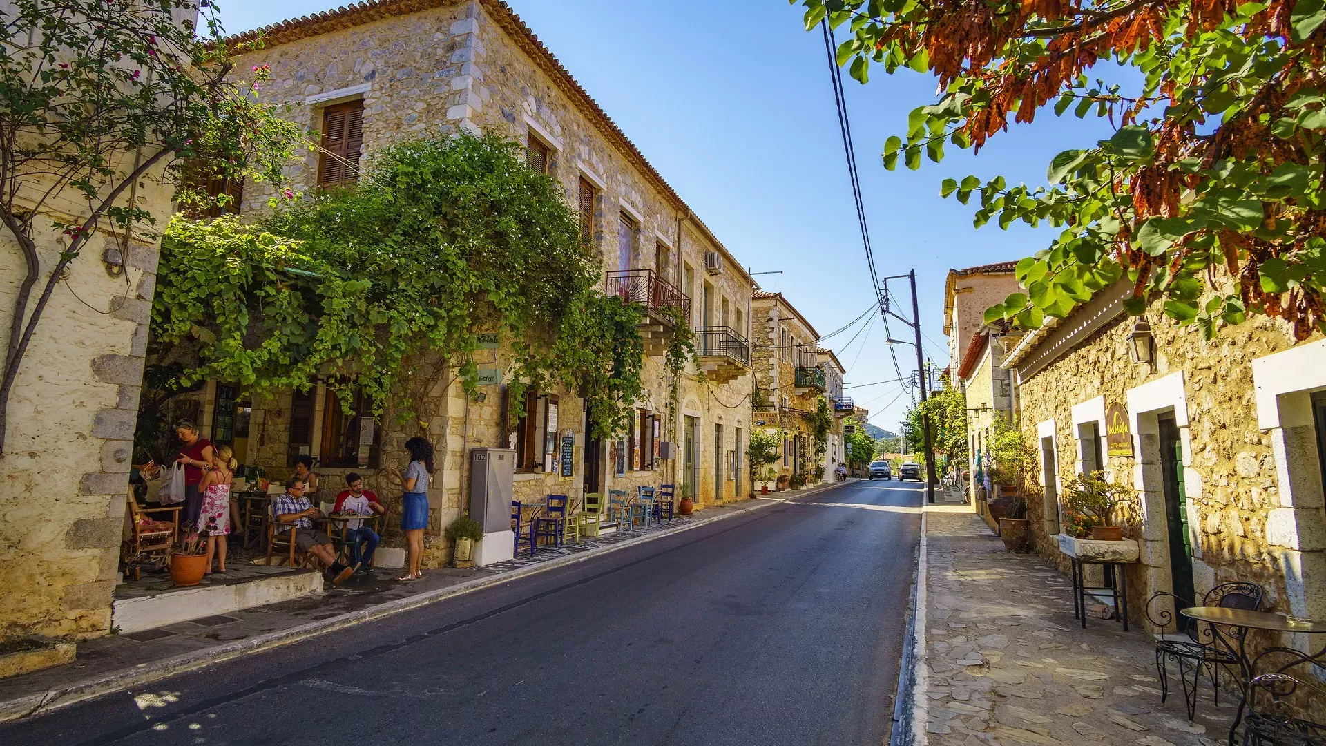 Μεσσηνιακή Μάνη: 7 στάσεις που πρέπει να κάνετε