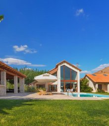 Villa Elva Nafplio: Απόδραση στην καρδιά της φύσης με θέα το Παλαμήδι