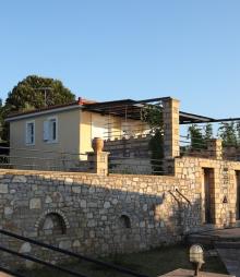 Alexandros Apartments