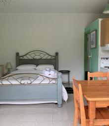 Anastasios Olive Garden Apartments