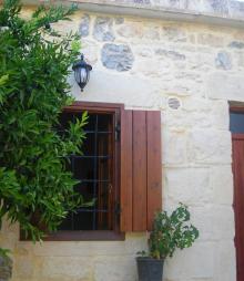 Patriko - Traditional Stone Residence