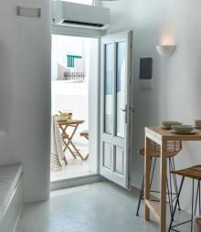 Delta Suites