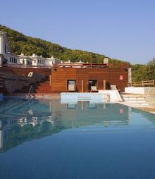 12 Months Luxury Resort