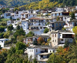 Καστάνιτσα: Ένα ιστορικό χωριό με ιδιαίτερη αρχιτεκτονική στην Αρκαδία