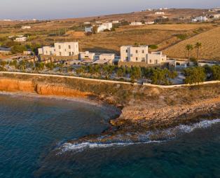Paros Comfy Suites: Ζήστε τη μαγεία της Πάρου