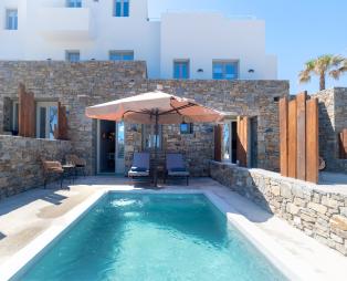Paros Comfy Suites: Ζήστε τη μαγεία της Πάρου
