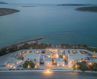 Paros Comfy Suites: Ζήστε τη μαγεία της Πάρου