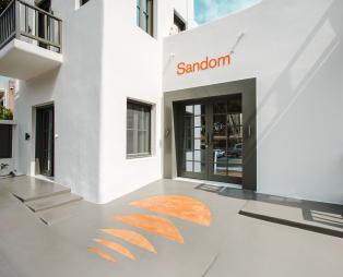 Sandom Hotel