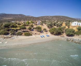 Theonis Villas: Γαλήνιες διακοπές στη Νάξο