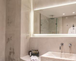 Lithos Luxury Suites