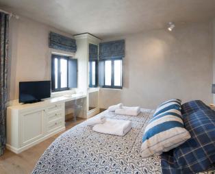 Alistos Hotel
