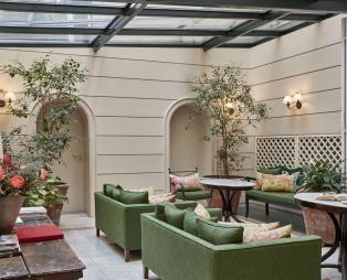 Philippos Hotel: Διαμονή σαν στο σπίτι σας με θέα την Ακρόπολη