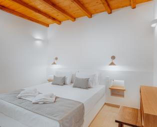 Galazio Suites, Serifos