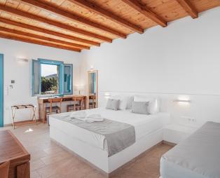 Galazio Suites, Serifos