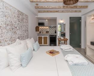 Aelia Suites Milos