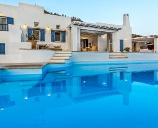BluEros Luxury Villa: Ζήστε την απόλυτη εμπειρία διακοπών στη Σύρο