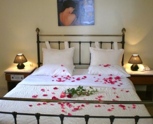 Oasis Hotel