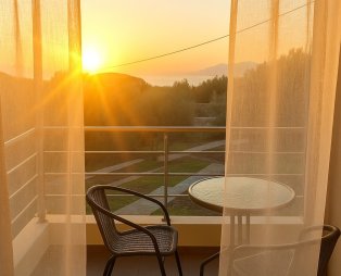 Epidavros View Villas: Εκεί που η αυθεντική φιλοξενία συναντά το μεσογειακό τοπίο