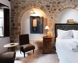 Pablito House-Seaview Monemvasia Nests