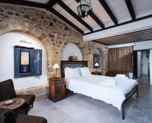 Pablito House-Seaview Monemvasia Nests