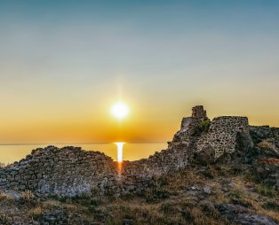 Κάστρο Μύρινας (πηγή: Shutterstock)