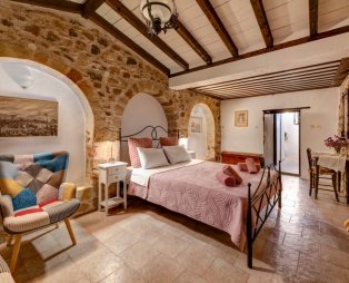 Pablito House-Seaview Monemvasia Nests