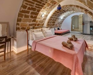 Pablito House-Seaview Monemvasia Nests