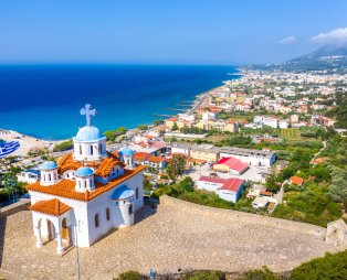 Καρλόβασι (πηγή: Shutterstock)