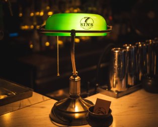 7 Sins Cocktail House: Ένα ταξίδι γεύσης στα αποστάγματα της Κέρκυρας