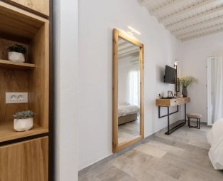 Marisso Hotel: Χαλάρωση και γαλήνη στην καρδιά της Χώρας της Μυκόνου