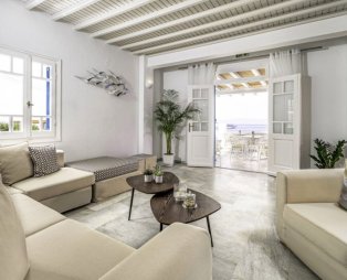 Marisso Hotel: Χαλάρωση και γαλήνη στην καρδιά της Χώρας της Μυκόνου