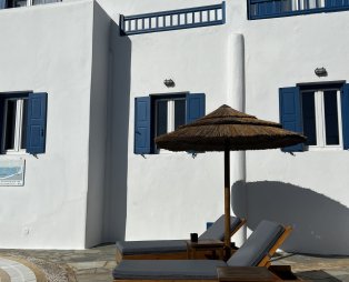 Marisso Hotel: Χαλάρωση και γαλήνη στην καρδιά της Χώρας της Μυκόνου