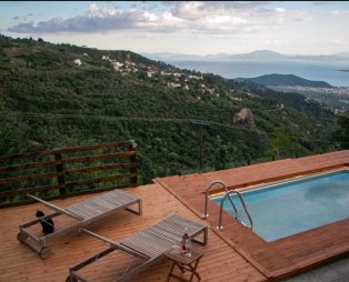Anna's Poolside Villa: Μια παραμυθένια απόδραση στη Μακρινίτσα Πηλίου