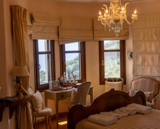 Elysian Luxury Villa: Απόδραση για όλες τις εποχές στην Τσαγκαράδα