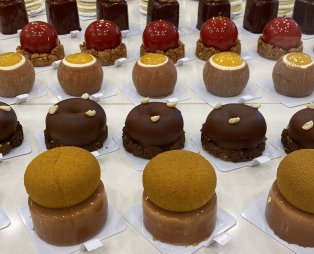 Ζαχαροπλαστεία Μαέστρο: Η απαραίτητη γευστική στάση στην Αρκαδία εδώ και 35 χρόνια