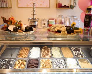 Ζαχαροπλαστεία Μαέστρο: Η απαραίτητη γευστική στάση στην Αρκαδία εδώ και 35 χρόνια