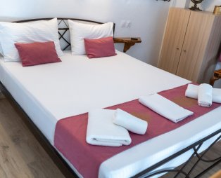 Orange Garden Apartments & Rooms: Γαλήνια φιλοξενία στα Καλά Νερά Πηλίου