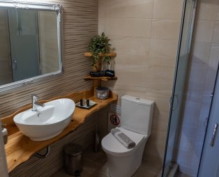 Orange Garden Apartments & Rooms: Γαλήνια φιλοξενία στα Καλά Νερά Πηλίου