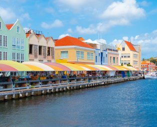 Κουρασάο: Τι μπορείς να δεις και να κάνεις στο μικροσκοπικό νησί της Καραϊβικής