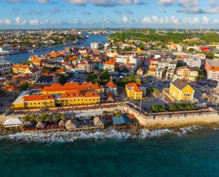 Κουρασάο: Τι μπορείς να δεις και να κάνεις στο μικροσκοπικό νησί της Καραϊβικής