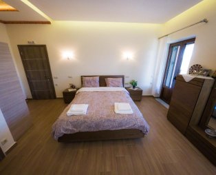 Αρχοντικό Γκιντώνη: Μια ζεστή απόδραση στο Λεβίδι Αρκαδίας