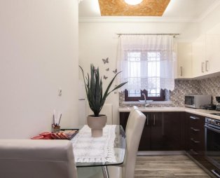 Αρχοντικό Γκιντώνη: Μια ζεστή απόδραση στο Λεβίδι Αρκαδίας