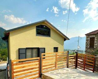 Κούνια Μπέλα: Μια αυθεντική απόδραση στο Παλαιό Μικρό Χωριό Ευρυτανίας