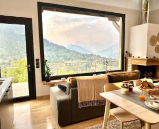 Κούνια Μπέλα: Μια αυθεντική απόδραση στο Παλαιό Μικρό Χωριό Ευρυτανίας